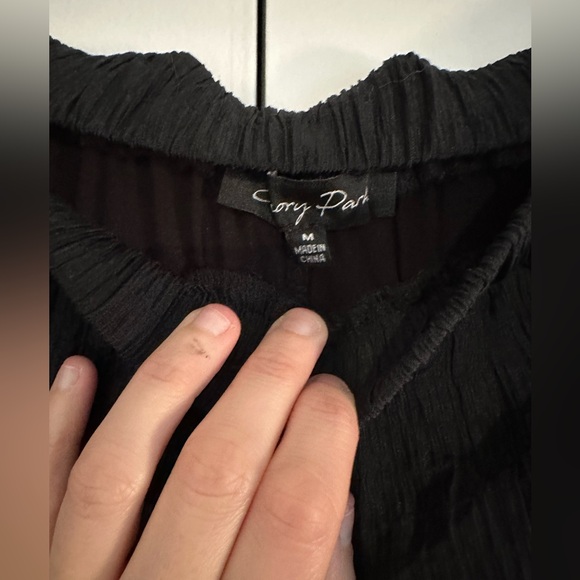 Wide Leg Black Pants - Picture 3 of 3